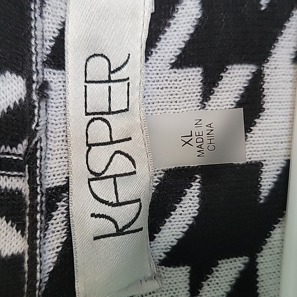 NWOT Kasper Cardigan - Picture 2 of 4